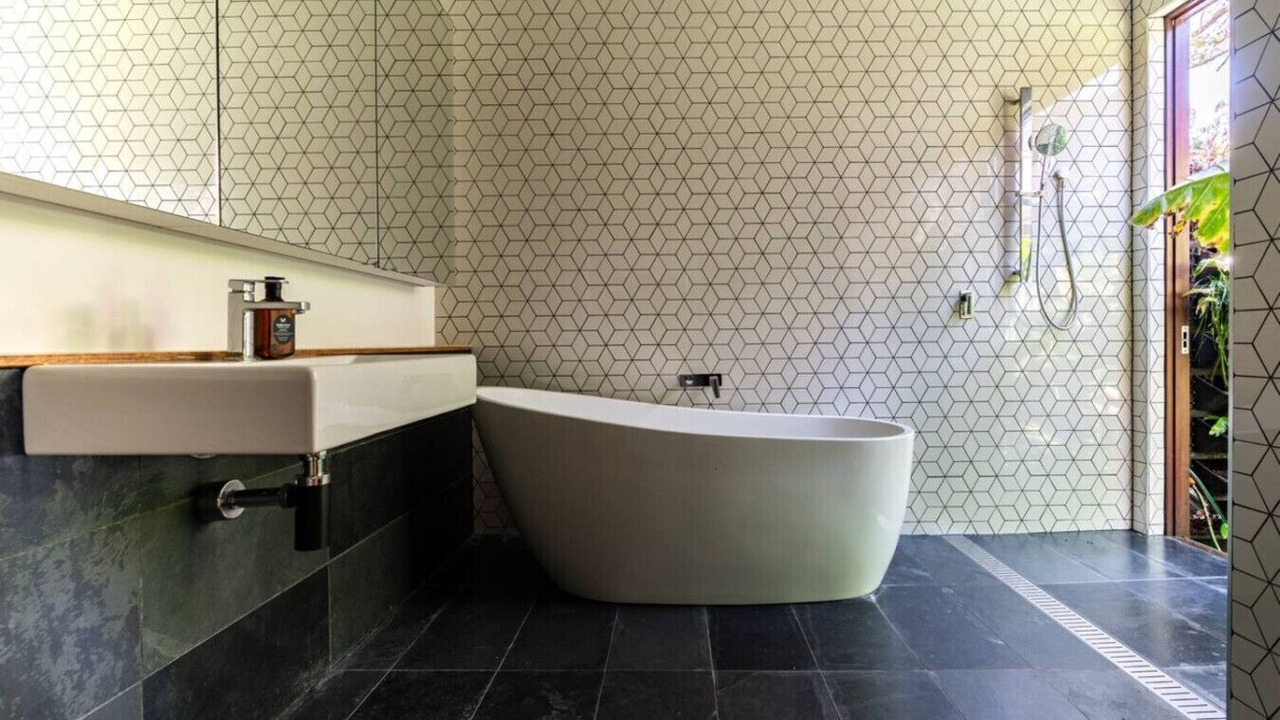 Photo of Bathroom in Lilyfield