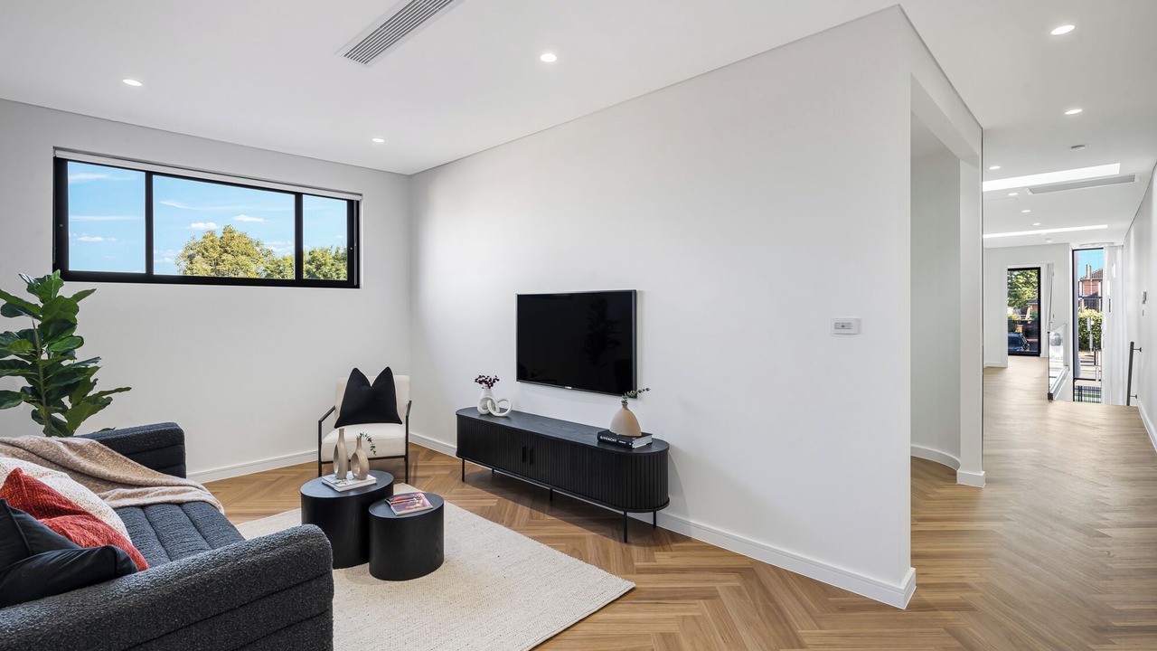 Photo of Livingroom in Fairfield Heights