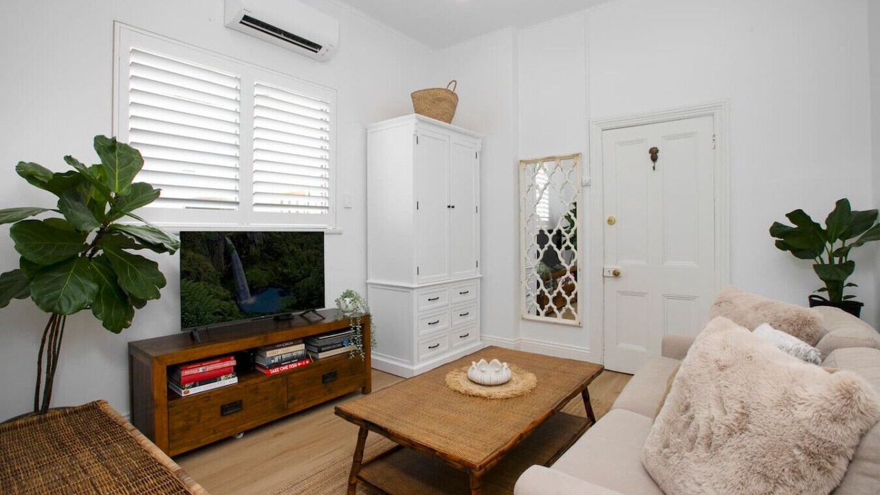 Photo of Livingroom in Glebe