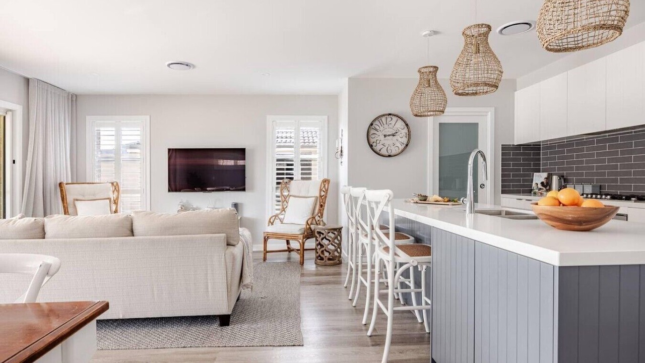 Photo of Livingroom in Swansea
