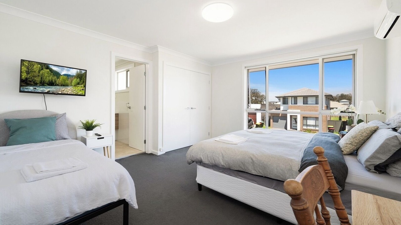 Photo of Bedroom in Austral