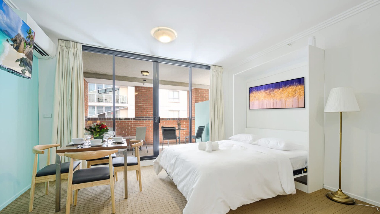 Photo of Bedroom in Darling Harbour