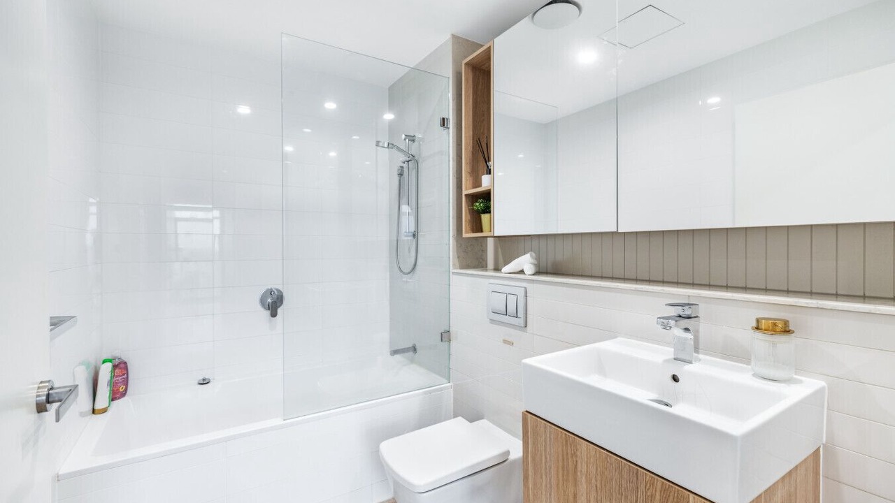 Photo of Bathroom in Wentworth Point