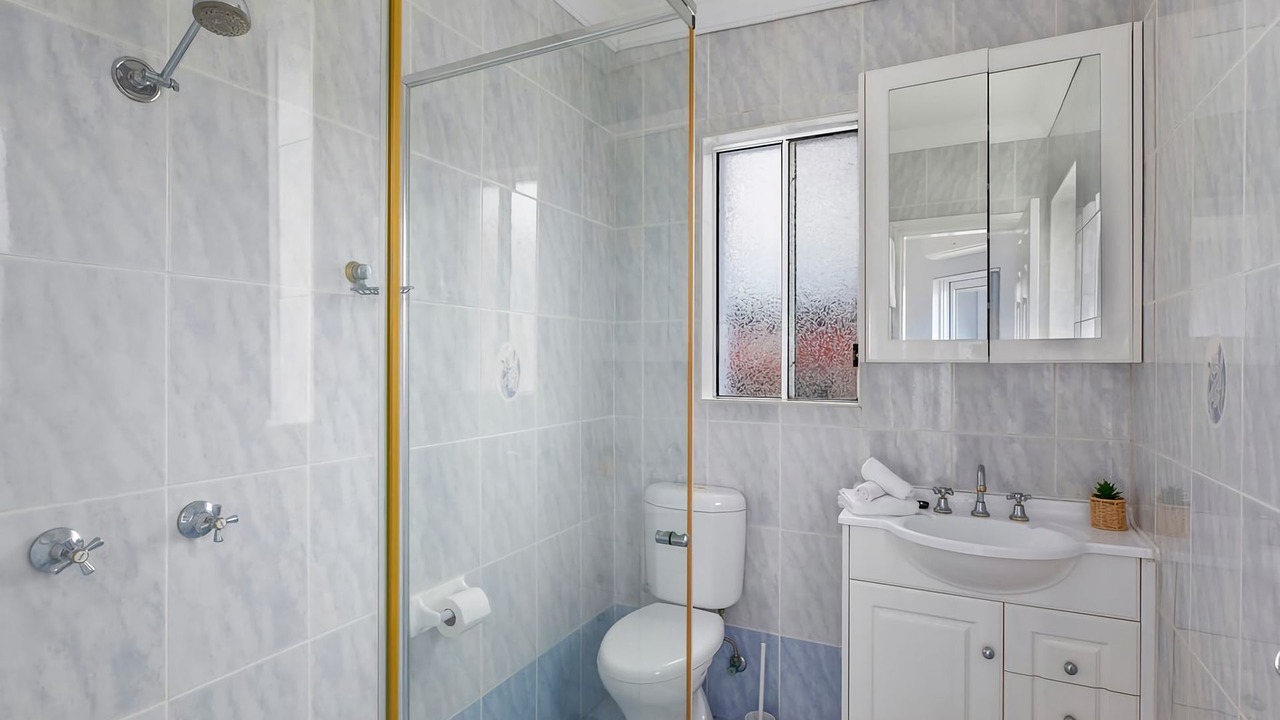 Photo of Bathroom in The Entrance
