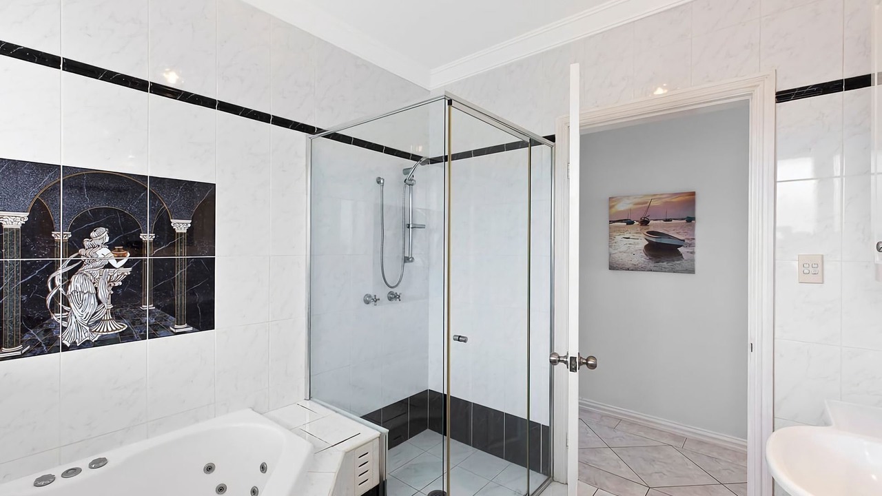 Photo of Bathroom in The Entrance