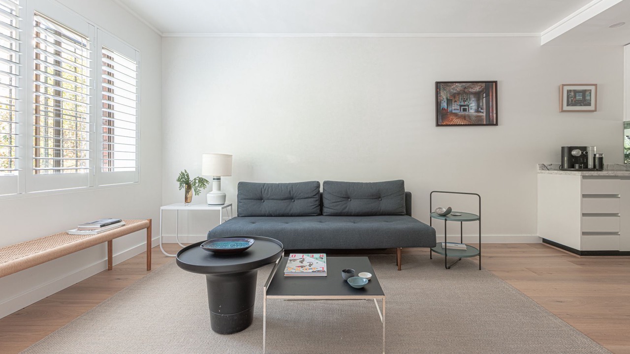 Photo of Livingroom in Elizabeth Bay