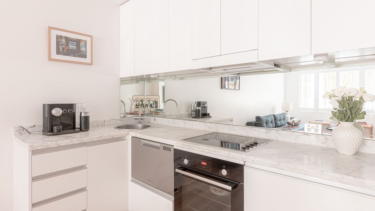 Photo of Kitchen in Elizabeth Bay