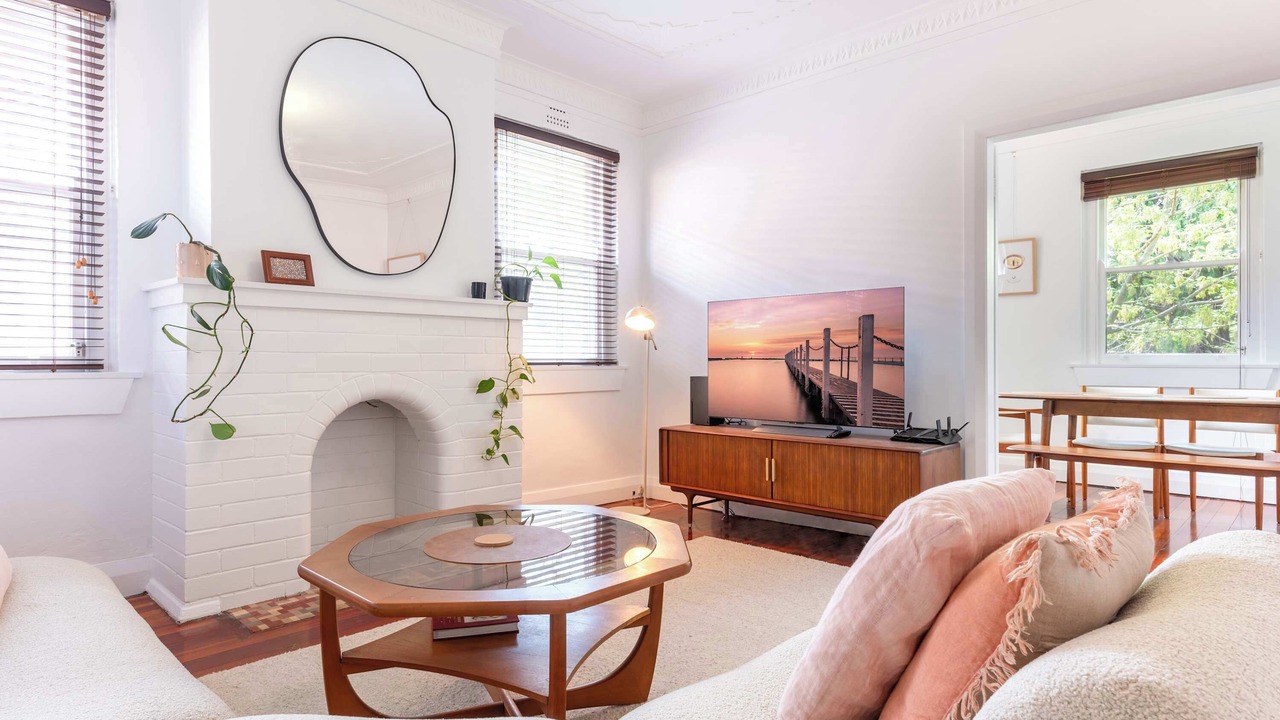 Photo of Livingroom in Edgecliff