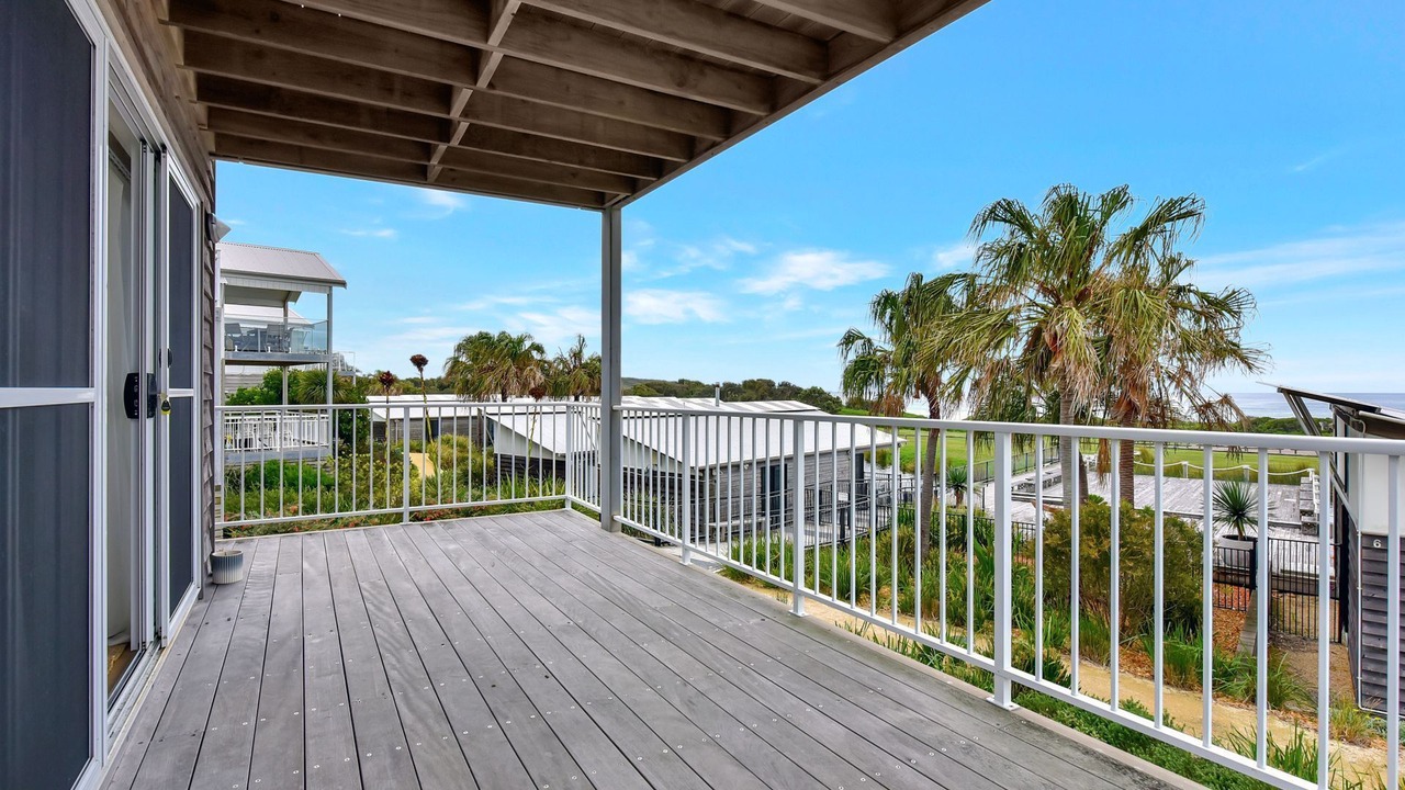 Photo of Patio Balcony in Caves Beach