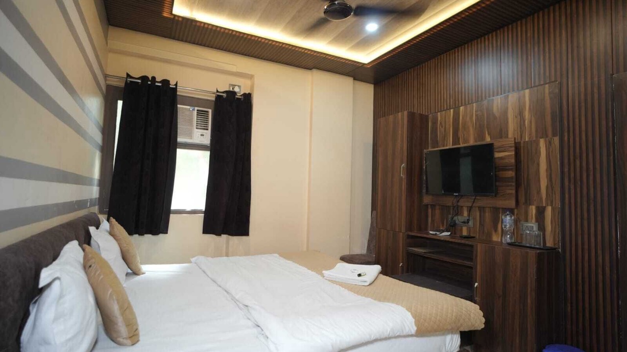 Photo of Bedroom in Varanasi