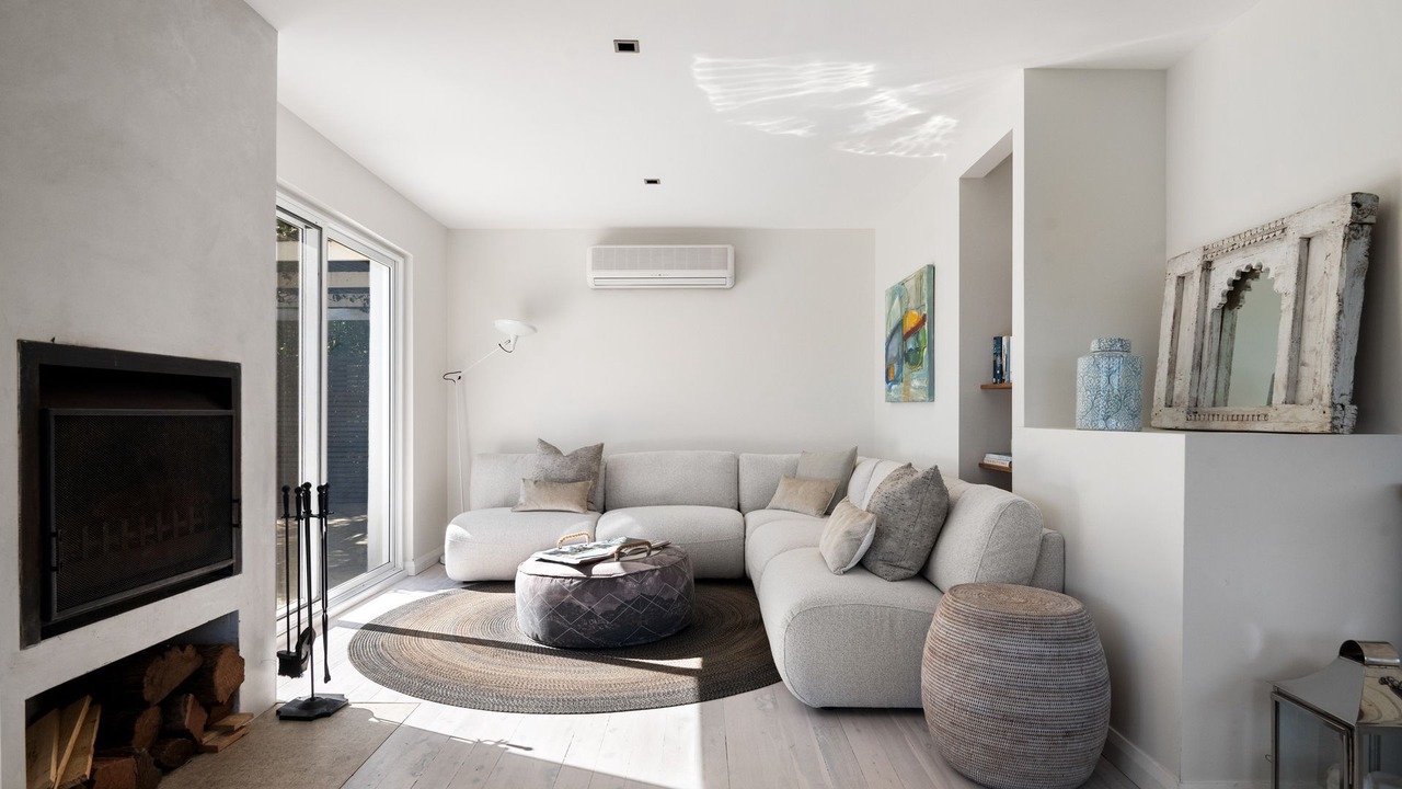 Photo of Livingroom in Clareville