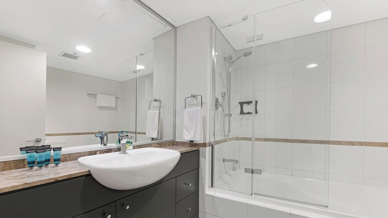 Photo of Bathroom in Haymarket
