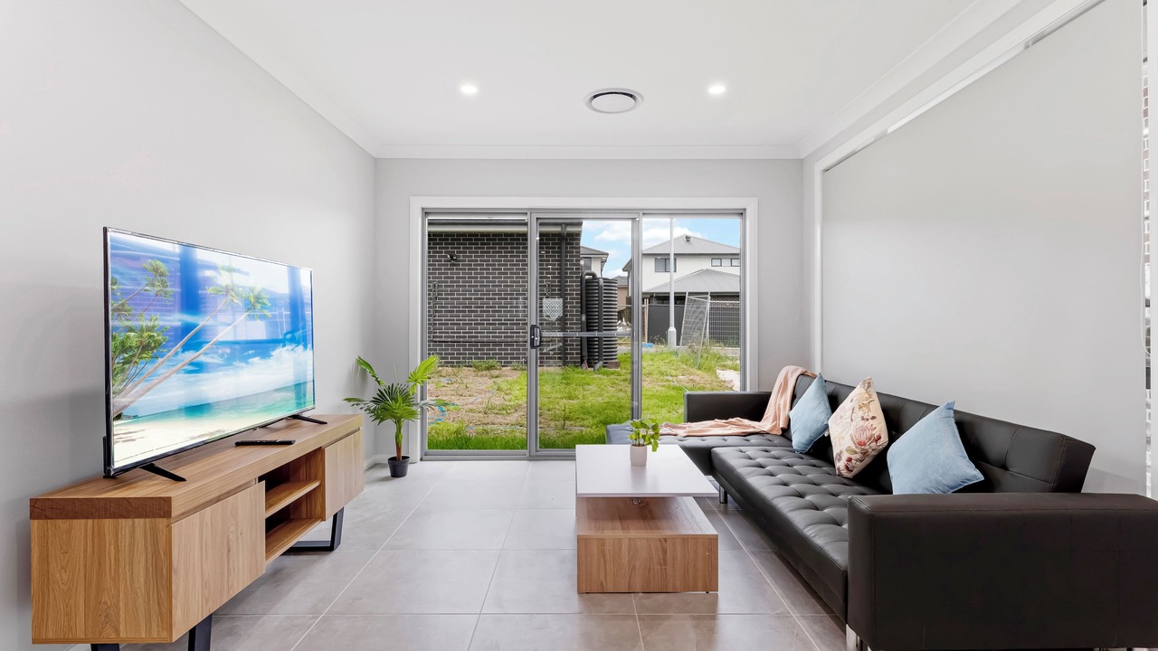 Photo of Livingroom in Austral