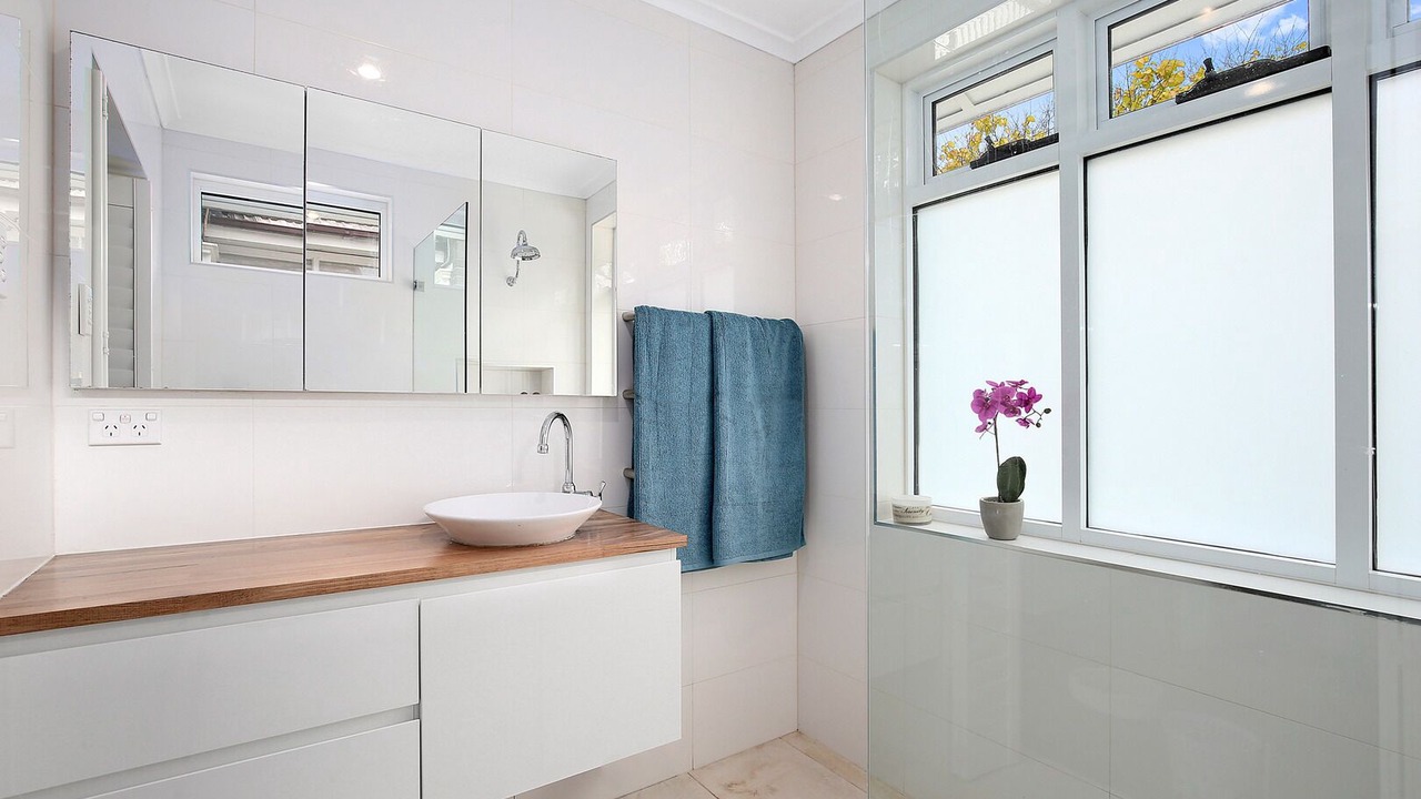 Photo of Bathroom in North Willoughby