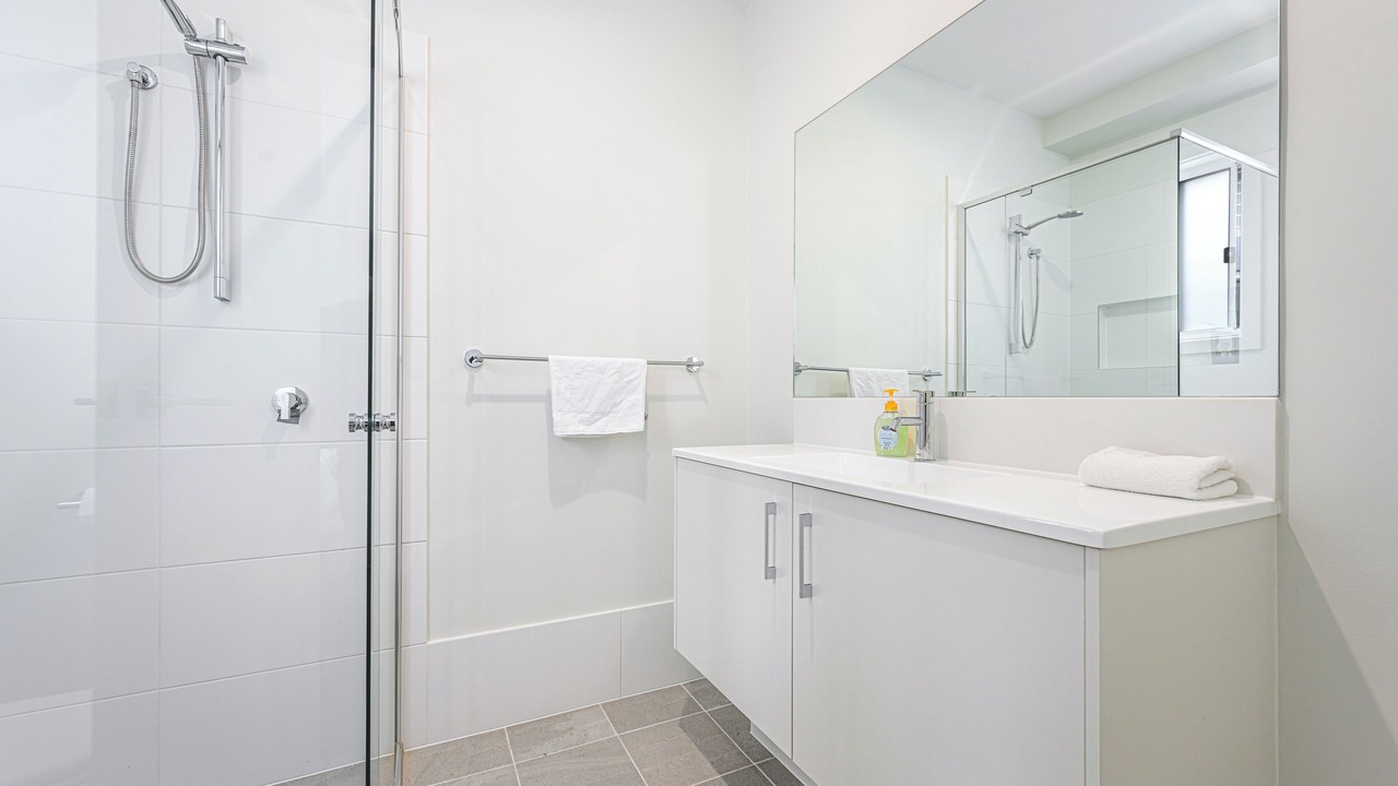 Photo of Bathroom in Denham Court