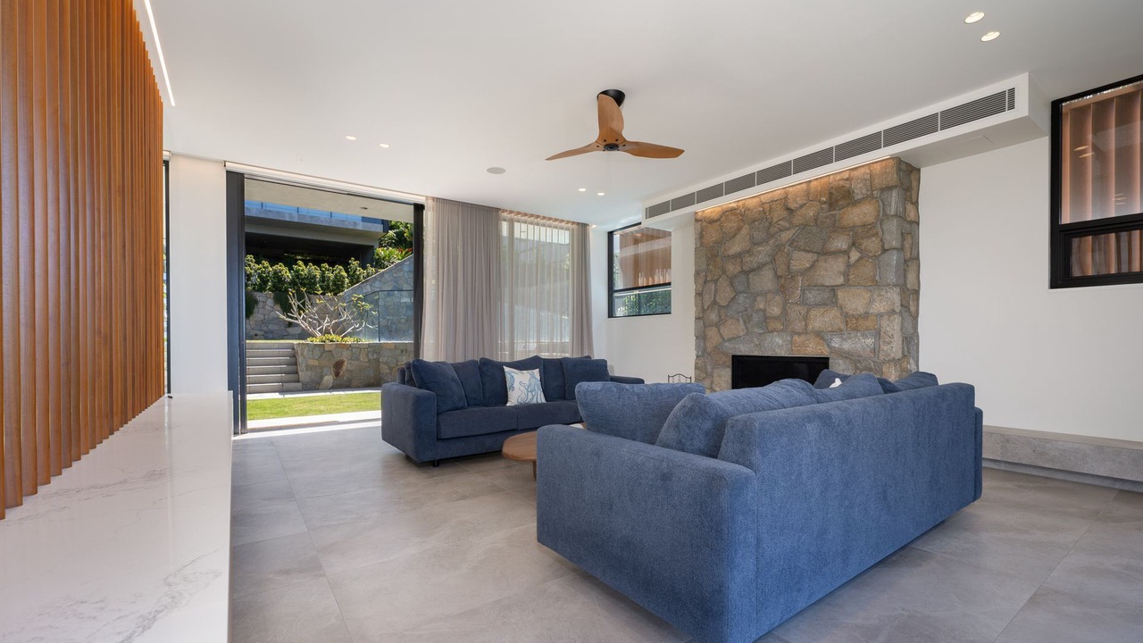 Photo of Livingroom in Whale Beach