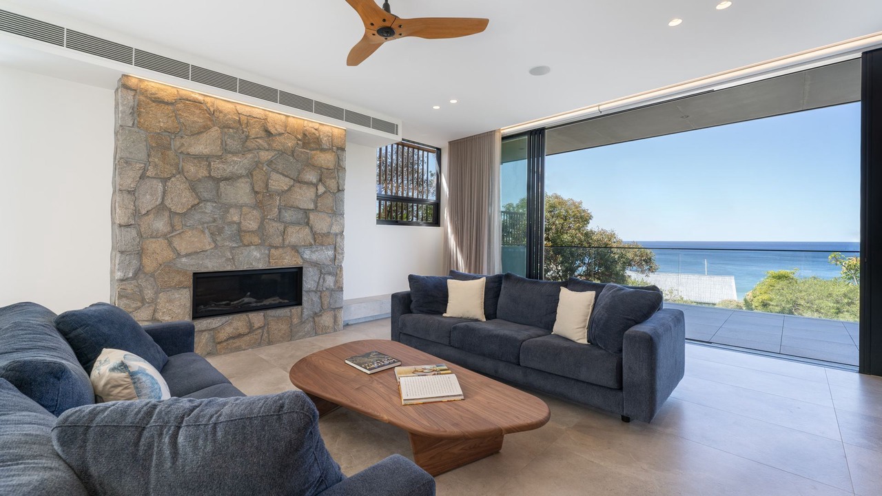 Photo of Livingroom in Whale Beach