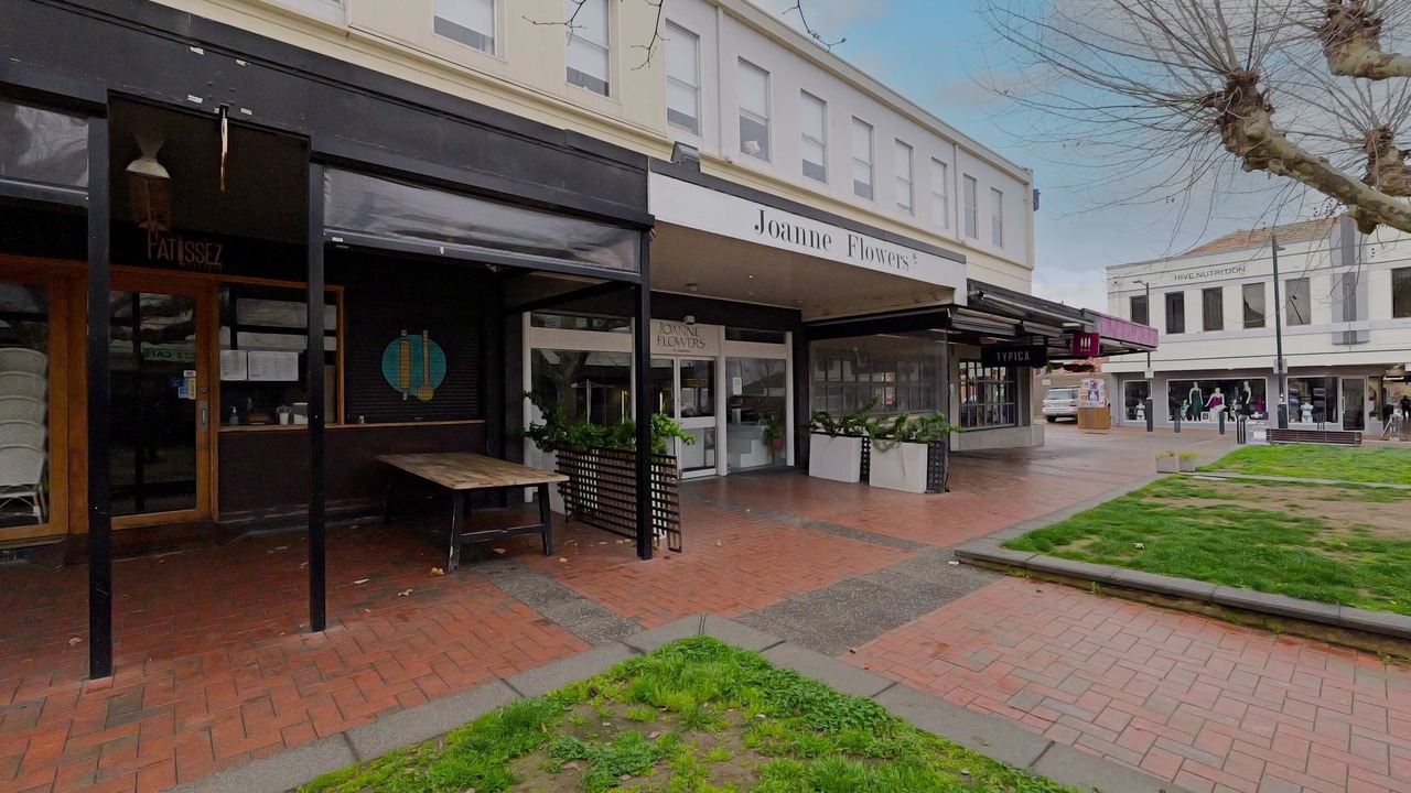 Photo of Others in Manuka