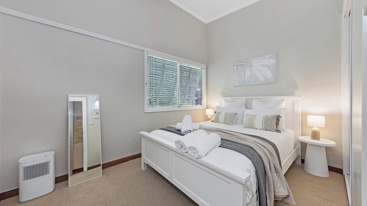 Photo of Bedroom in Macmasters Beach
