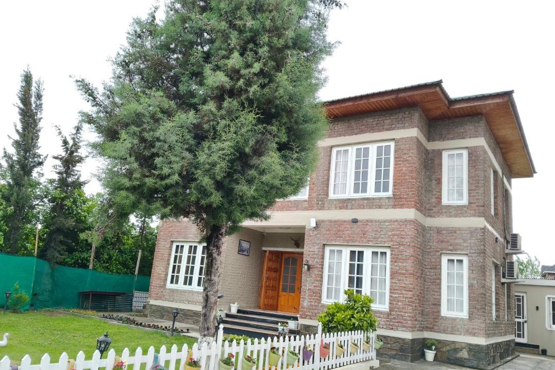 Photo of Others in Srinagar