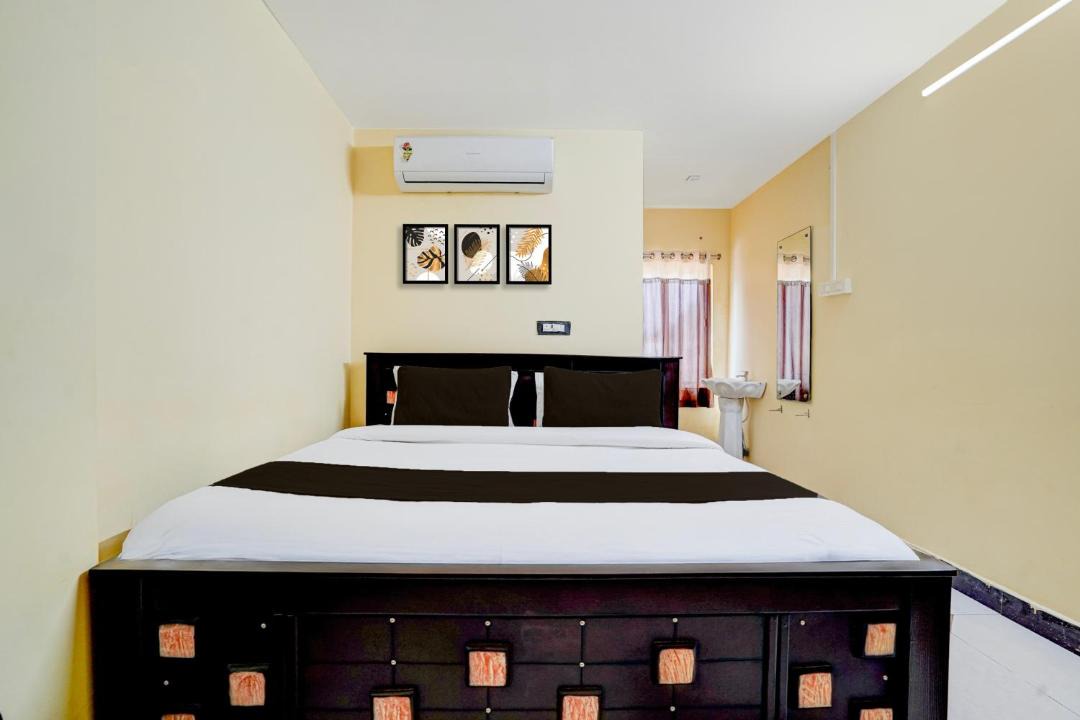 Photo of Bedroom in Annavaram