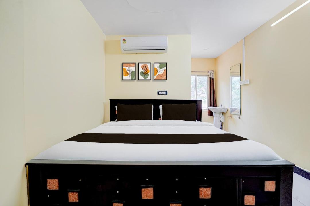 Photo of Bedroom in Annavaram