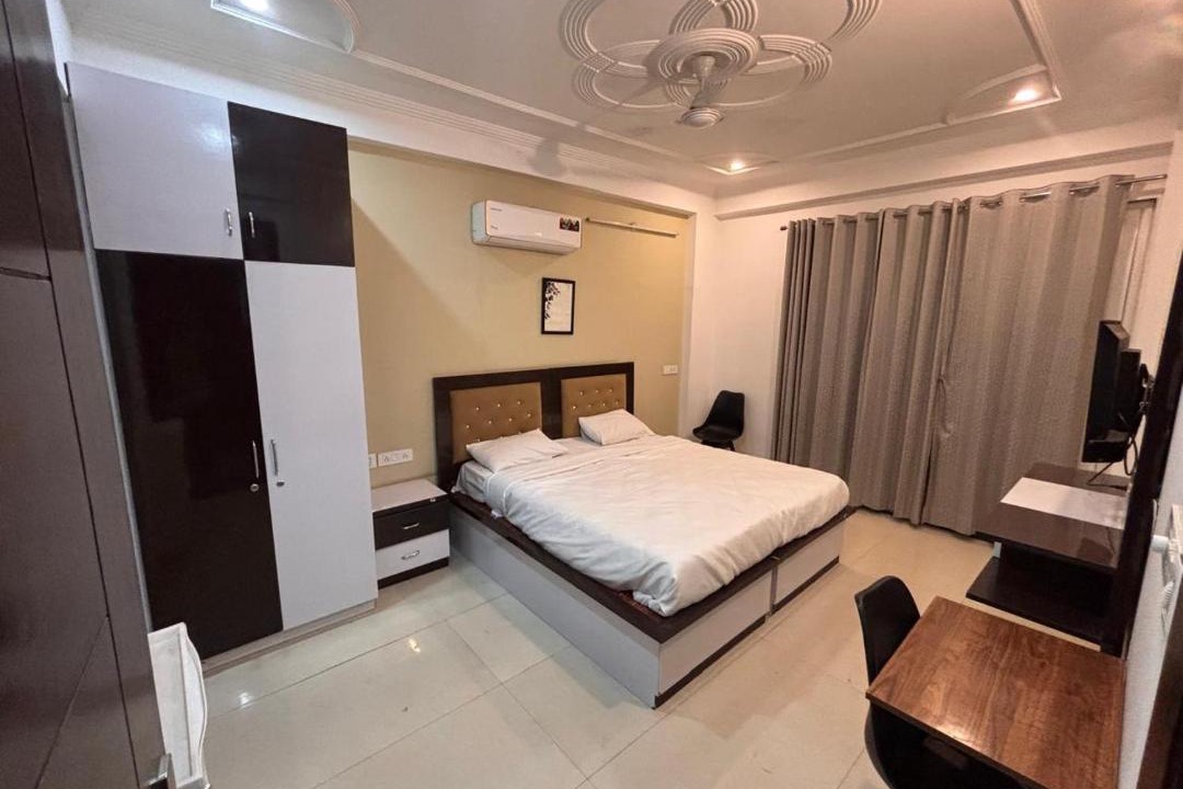 Photo of Bedroom in Sector 51