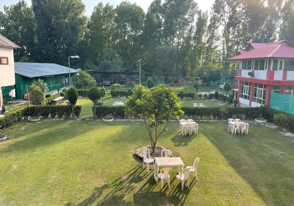 Photo of Others in Srinagar
