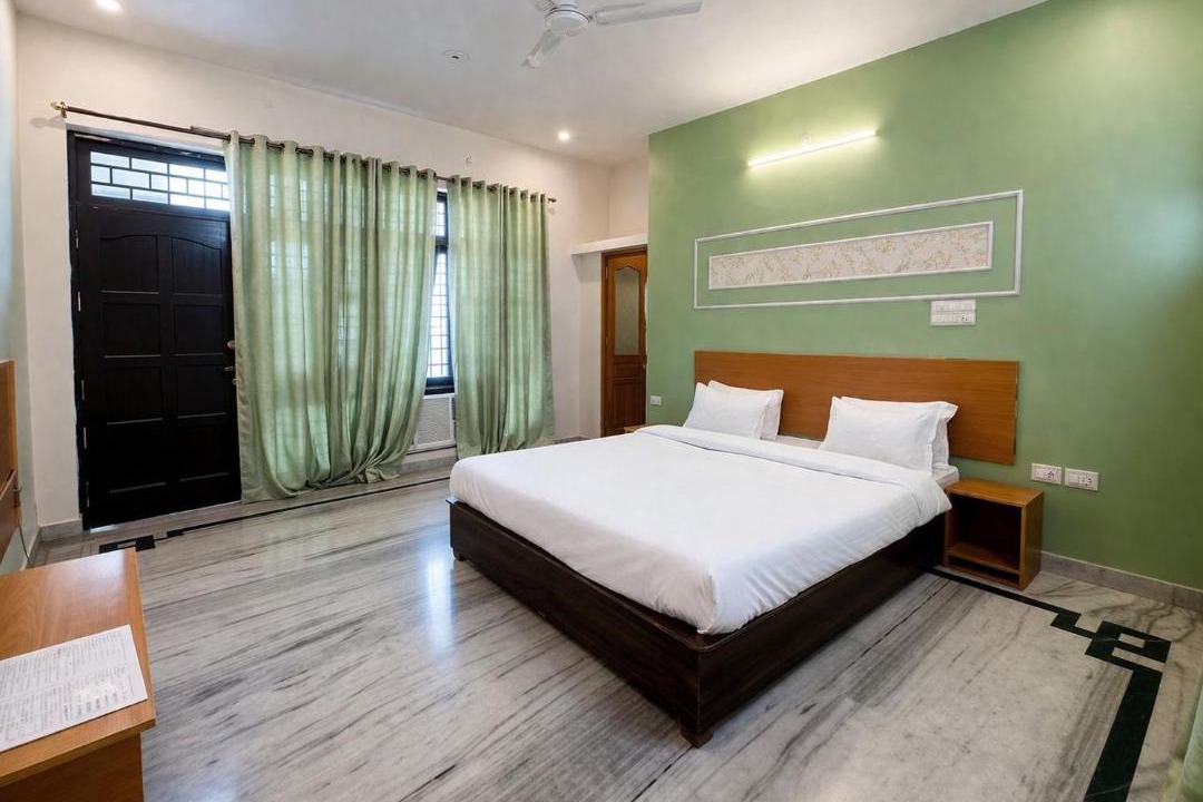 Photo of Bedroom in Gomti Nagar
