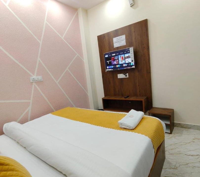 Photo of Bedroom in Tonk Road