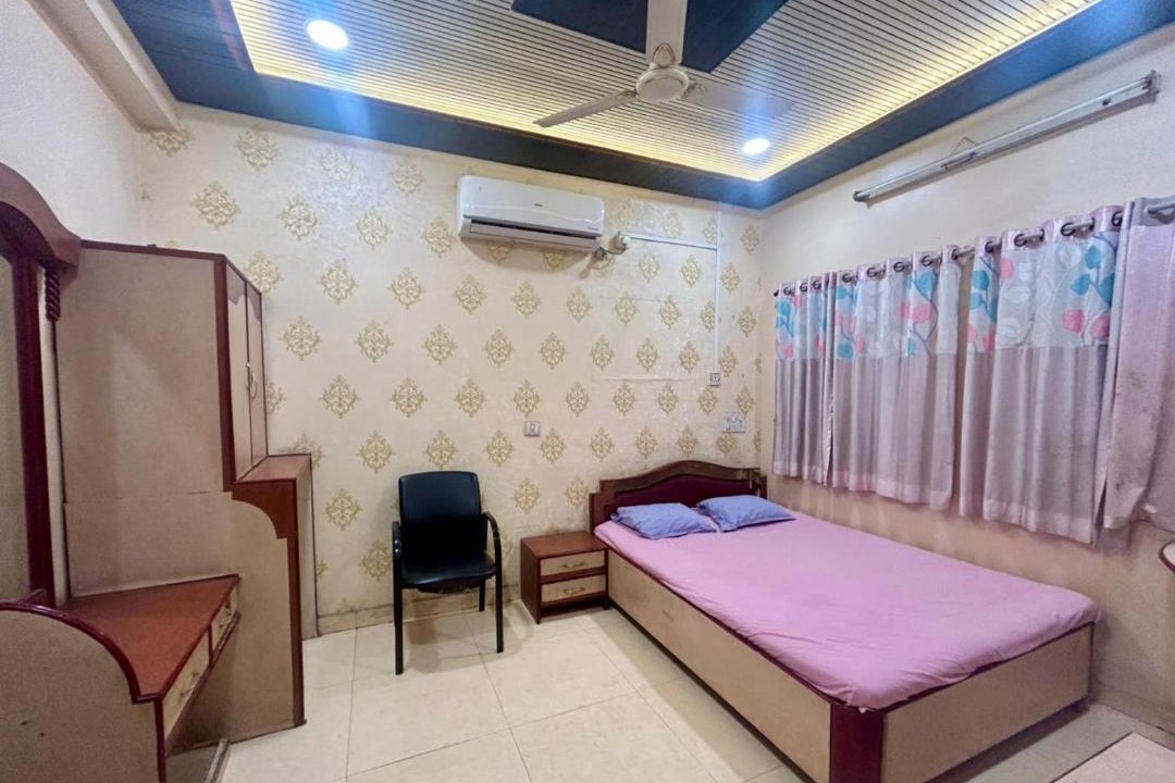 Photo of Bedroom in Solapur
