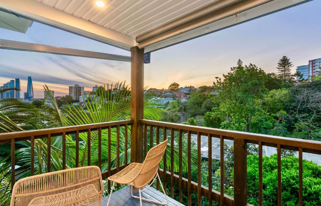 Photo of Patio Balcony in Lavender Bay