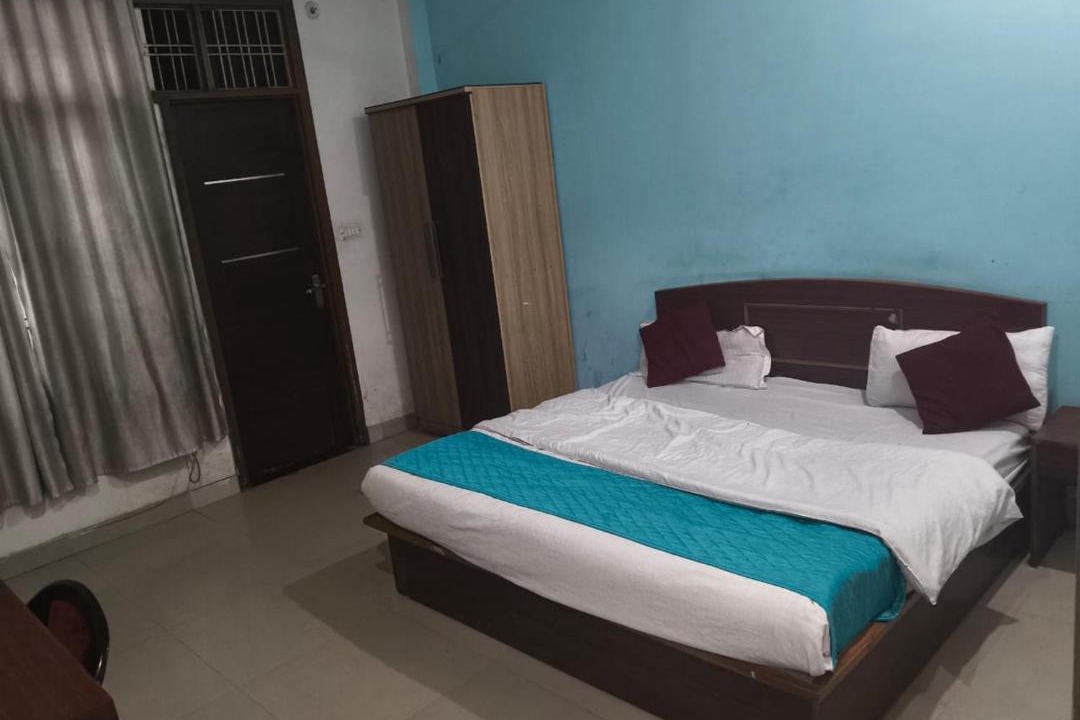 Photo of Bedroom in Gomti Nagar