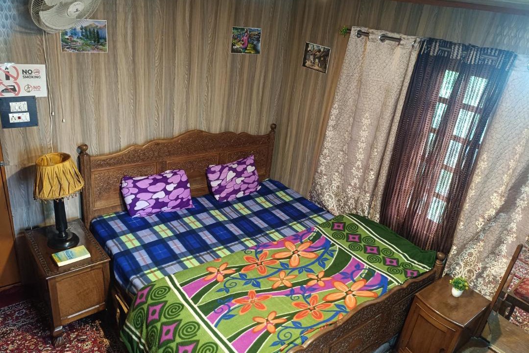 Photo of Bedroom in Nagin Bagh