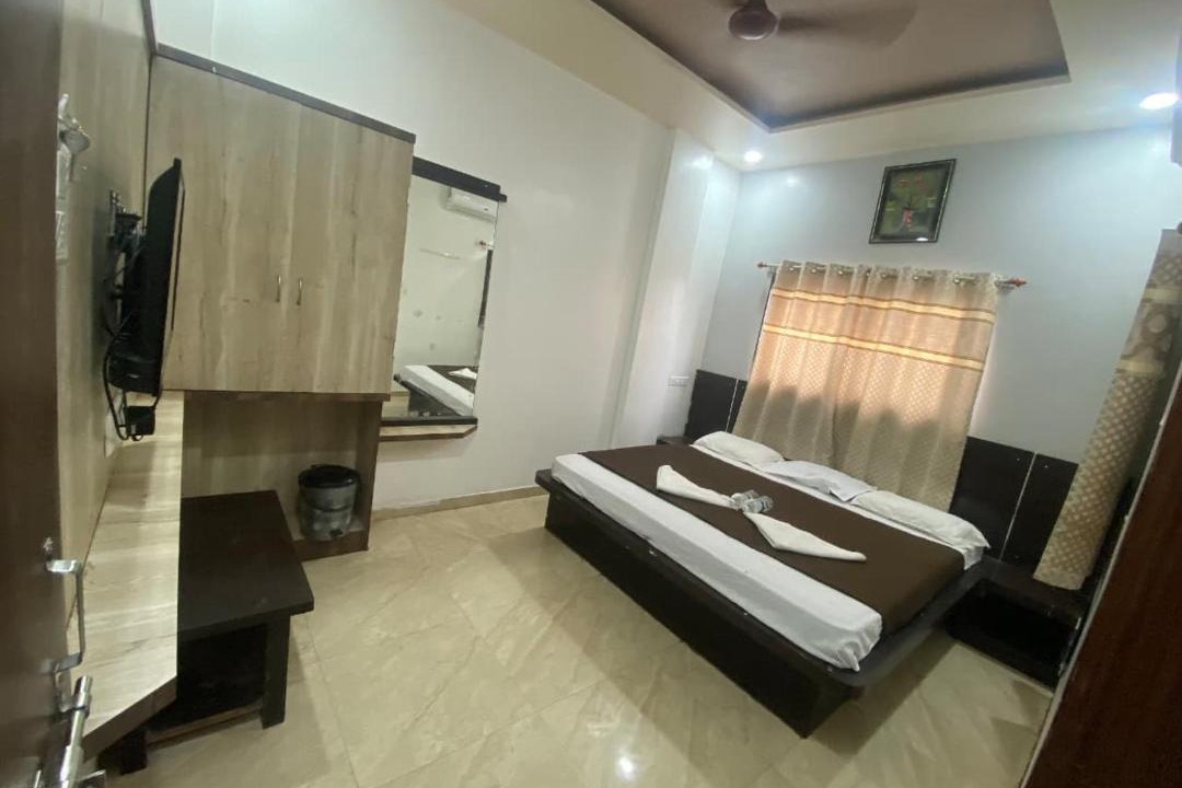 Photo of Bedroom in Tuljapur
