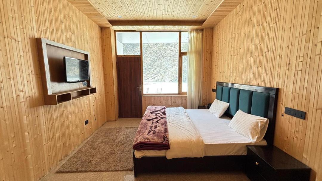 Photo of Bedroom in Bhatwari