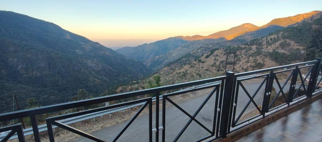 Photo of Patio Balcony in Naina Range