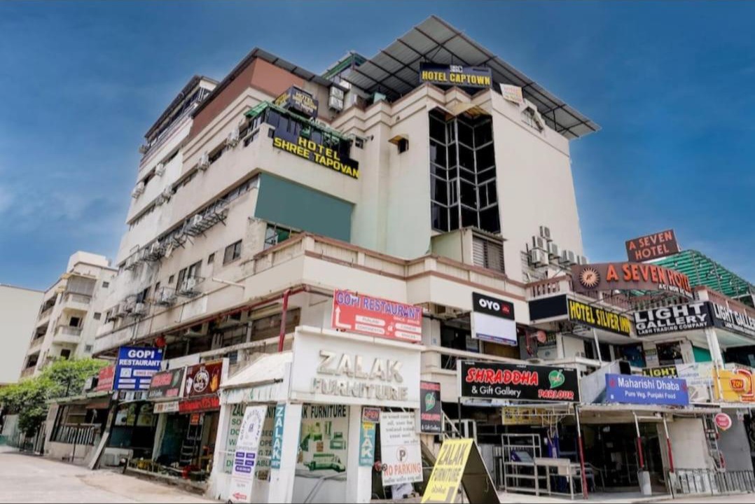 Photo of Buildings in Thaltej
