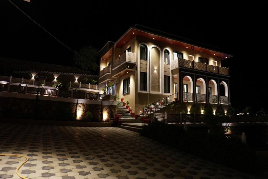 Photo of Others in Bedla
