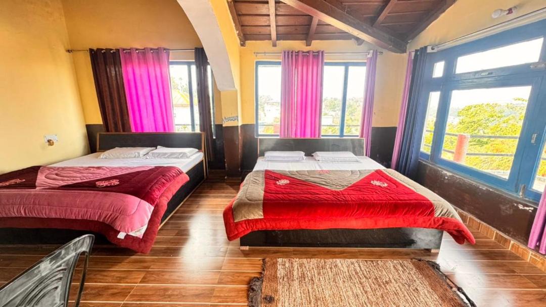 Photo of Bedroom in Chaukori