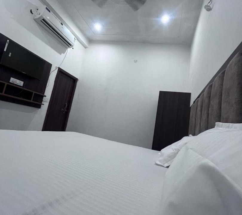 Photo of Bedroom in Mathura