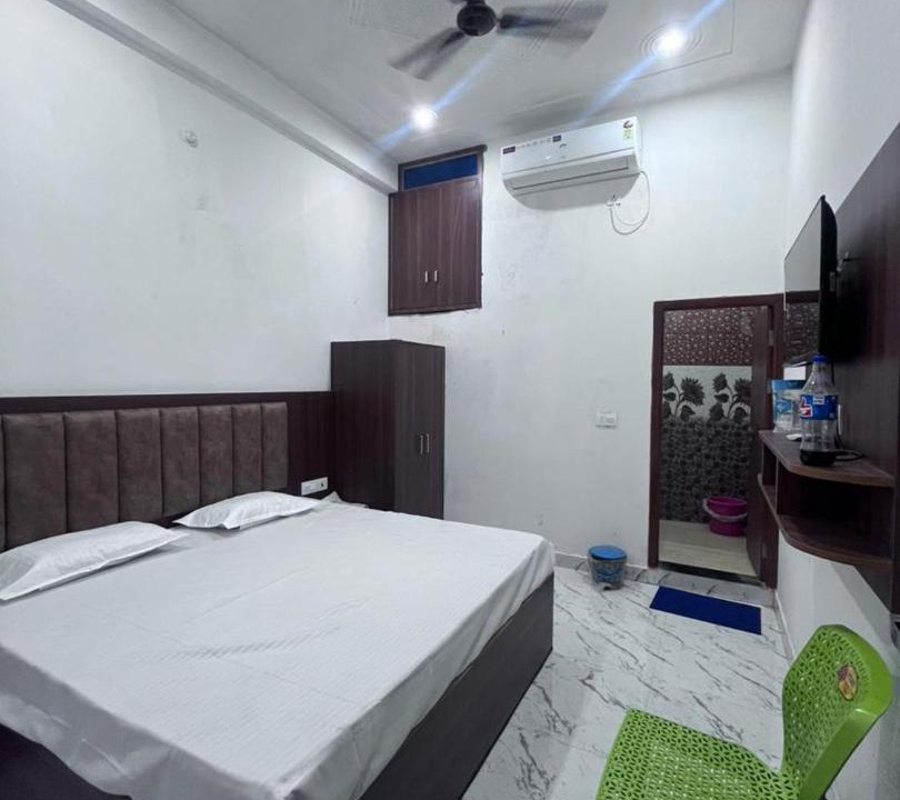 Photo of Bedroom in Mathura