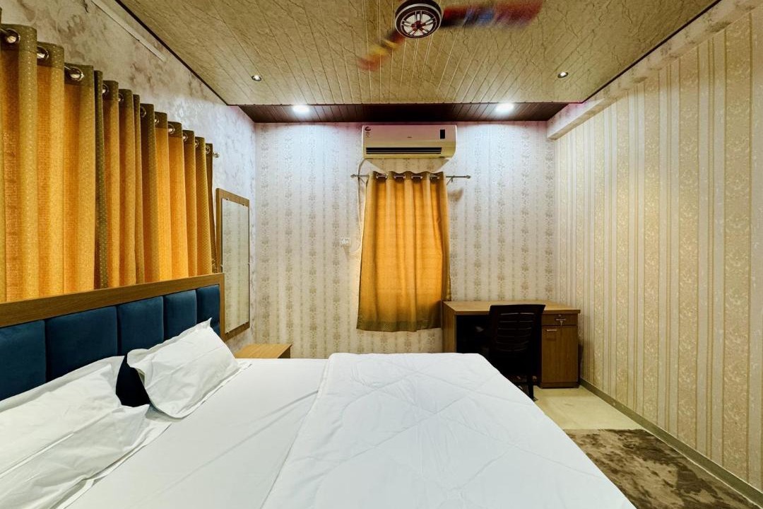 Photo of Bedroom in Gandhinagar