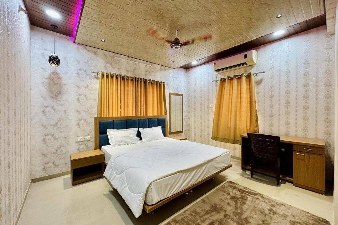 Photo of Bedroom in Gandhinagar