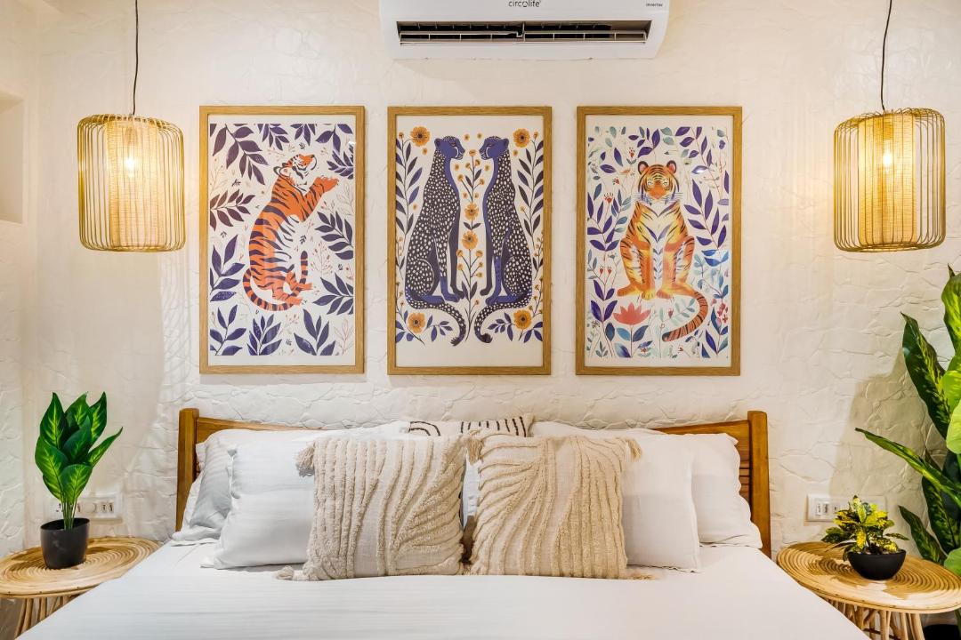 Photo of Bedroom in Pali Hill