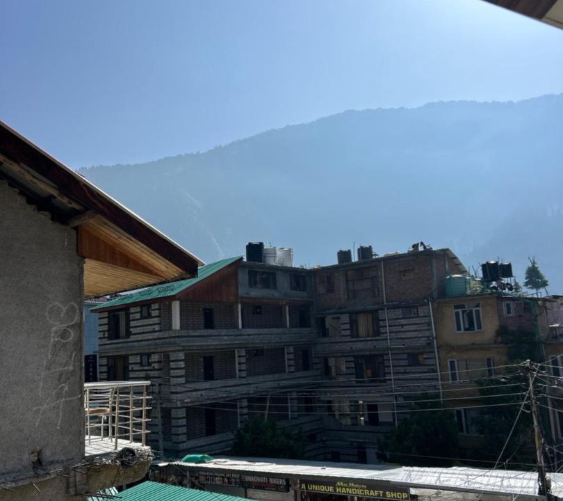 Photo of Others in Old Manali