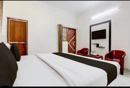 Photo of Bedroom in Jabalpur