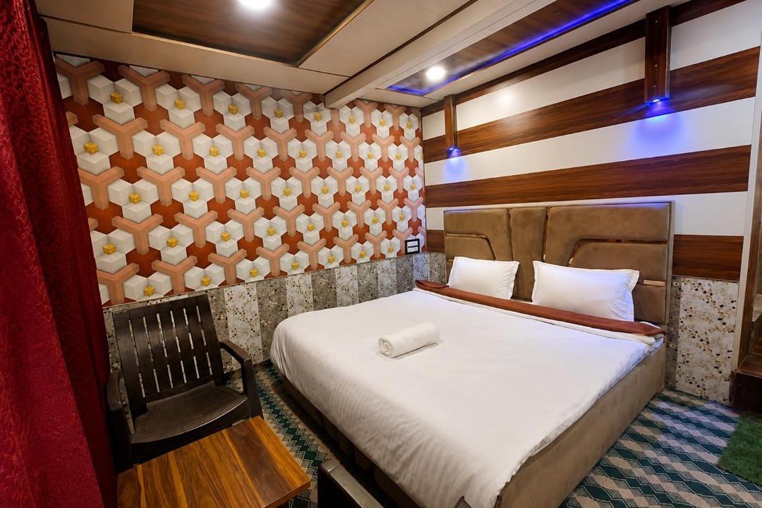 Photo of Bedroom in Gulmarg
