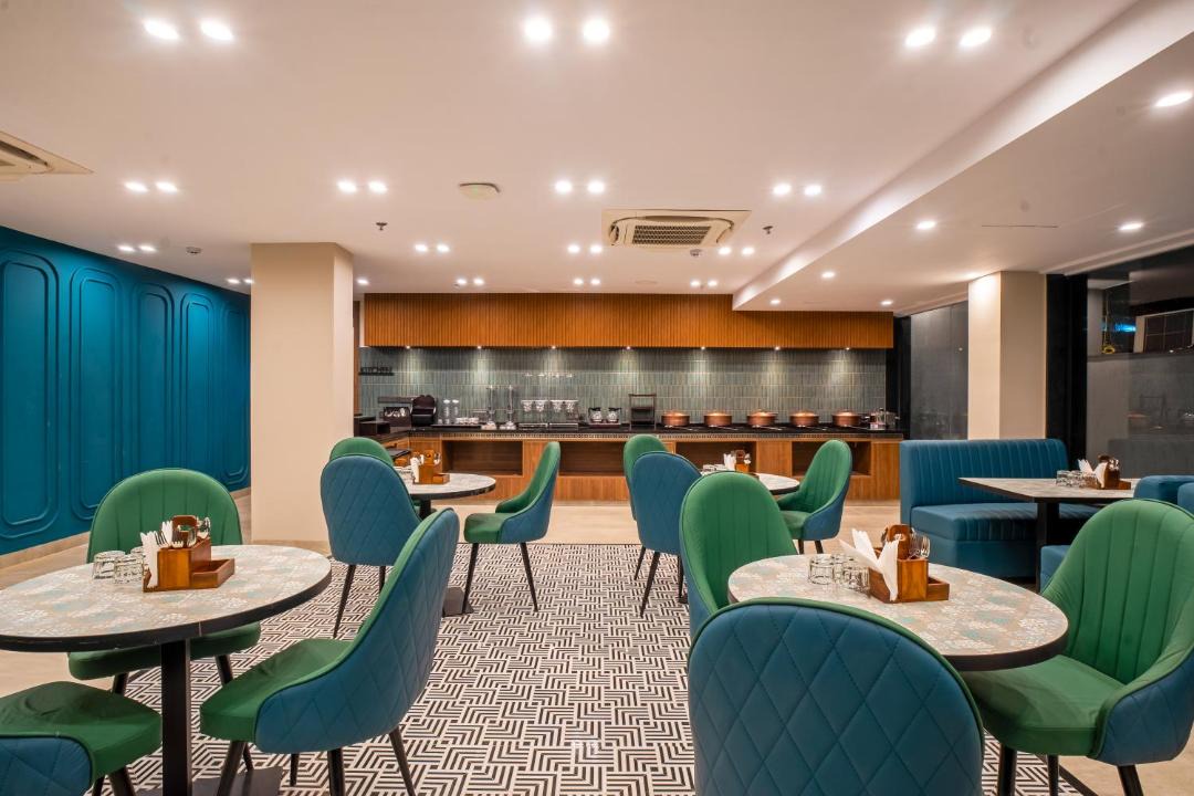 Photo of Kitchen in South City I