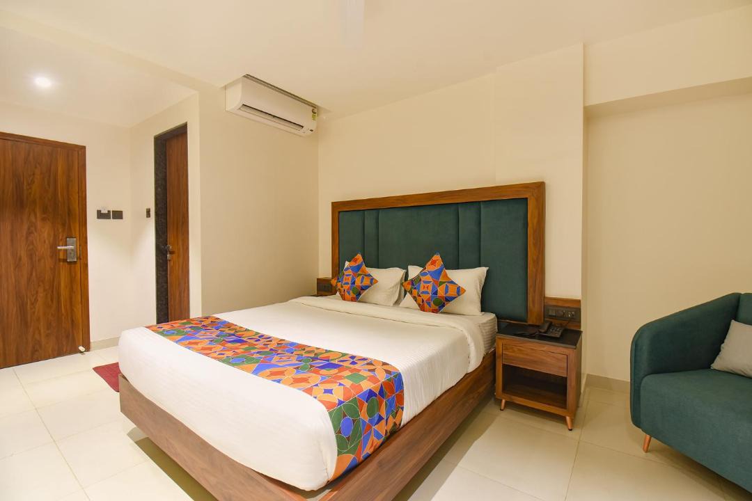 Photo of Bedroom in Karve Nagar